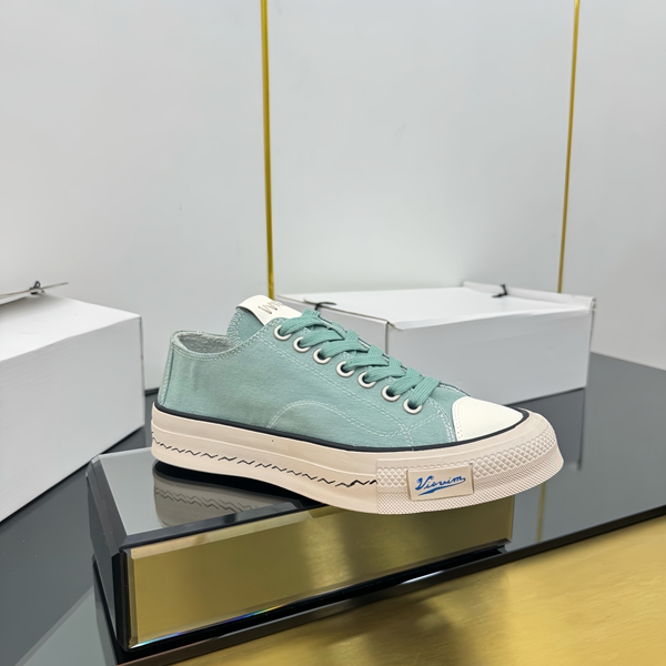 スーパーコピーブランド靴背面デザイン